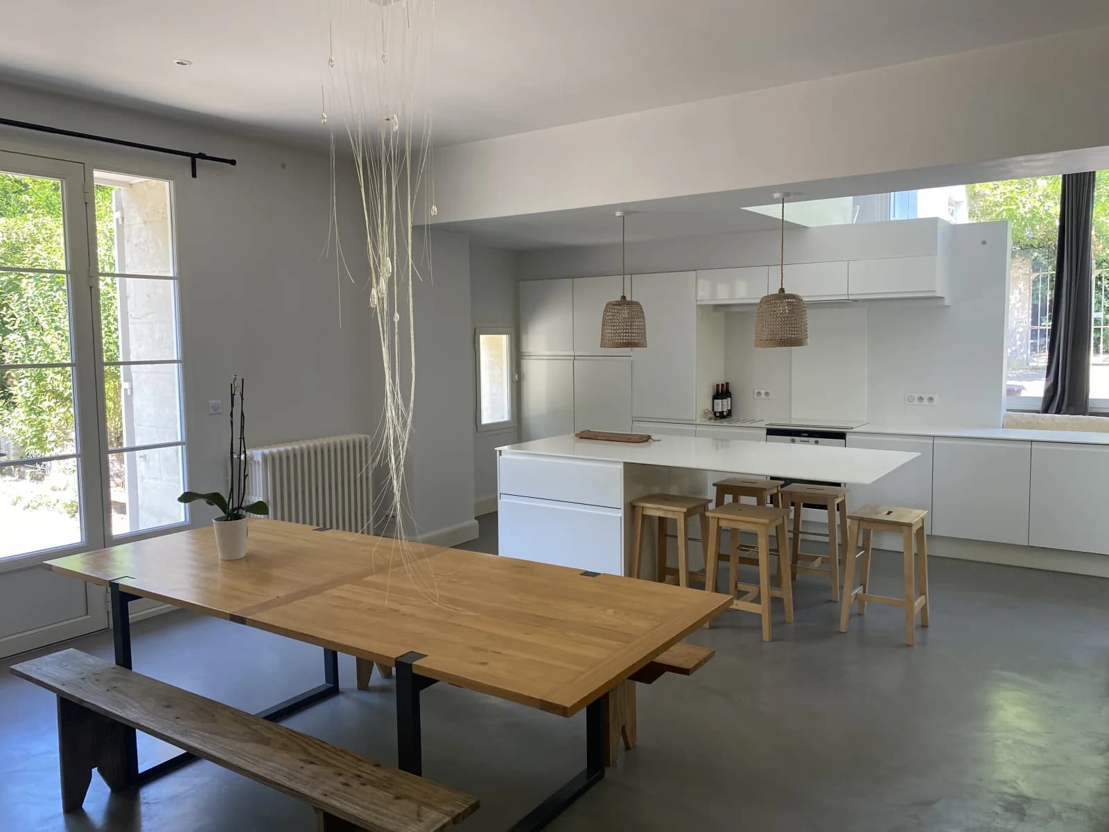 Space Large 19th century bourgeois house. - 1