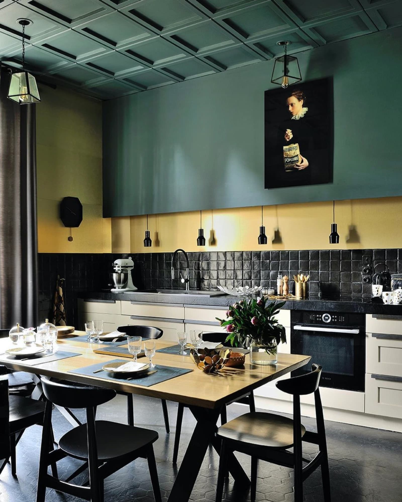 Cuisine dans Hôtel particulier chaleureux au charme atypique - 1