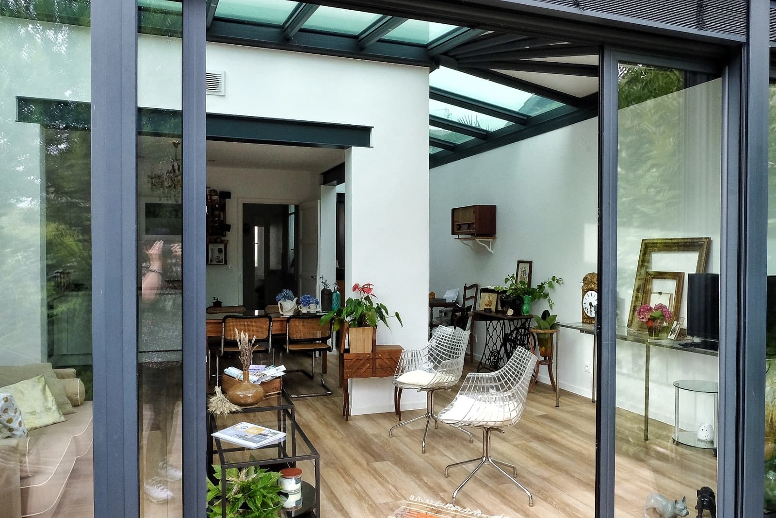 Salon dans Maison de charme au caractère authentique et unique - 1