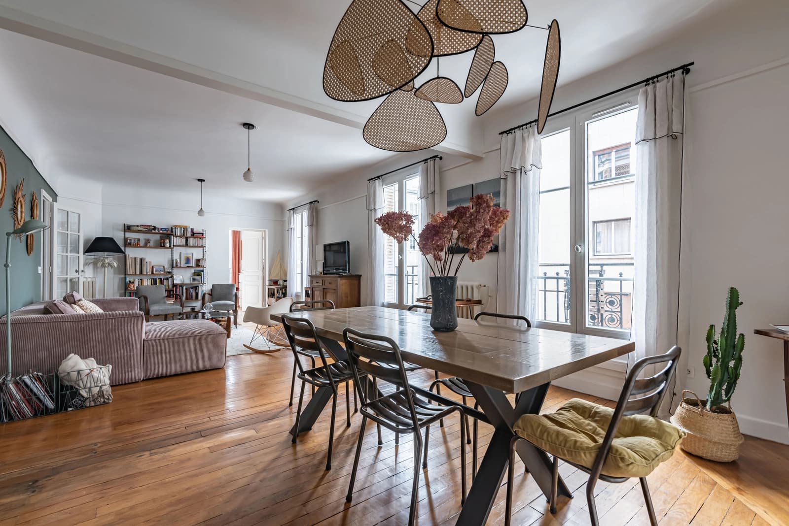 Salle de réunion dans Superbe appartement baigné d'une lumière éclatante - 1