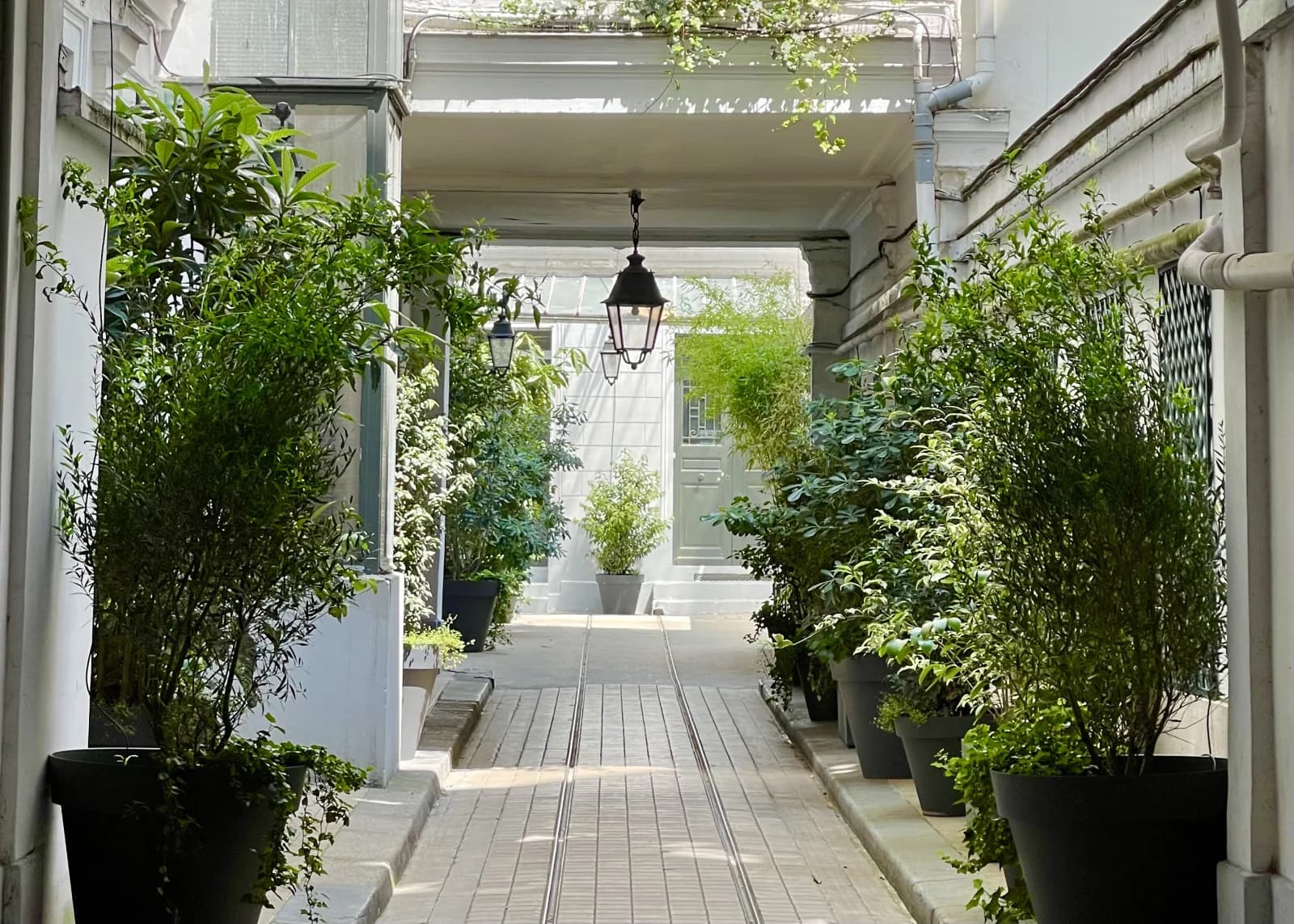 Salle de réunion dans Loft design et lumineux avec sa terrasse ensoleillée - 1