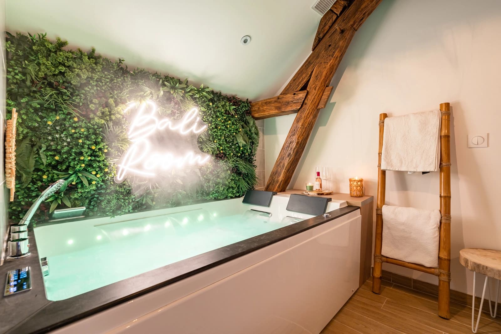 Bathroom in Studio Balneo évasion in Bali - 0
