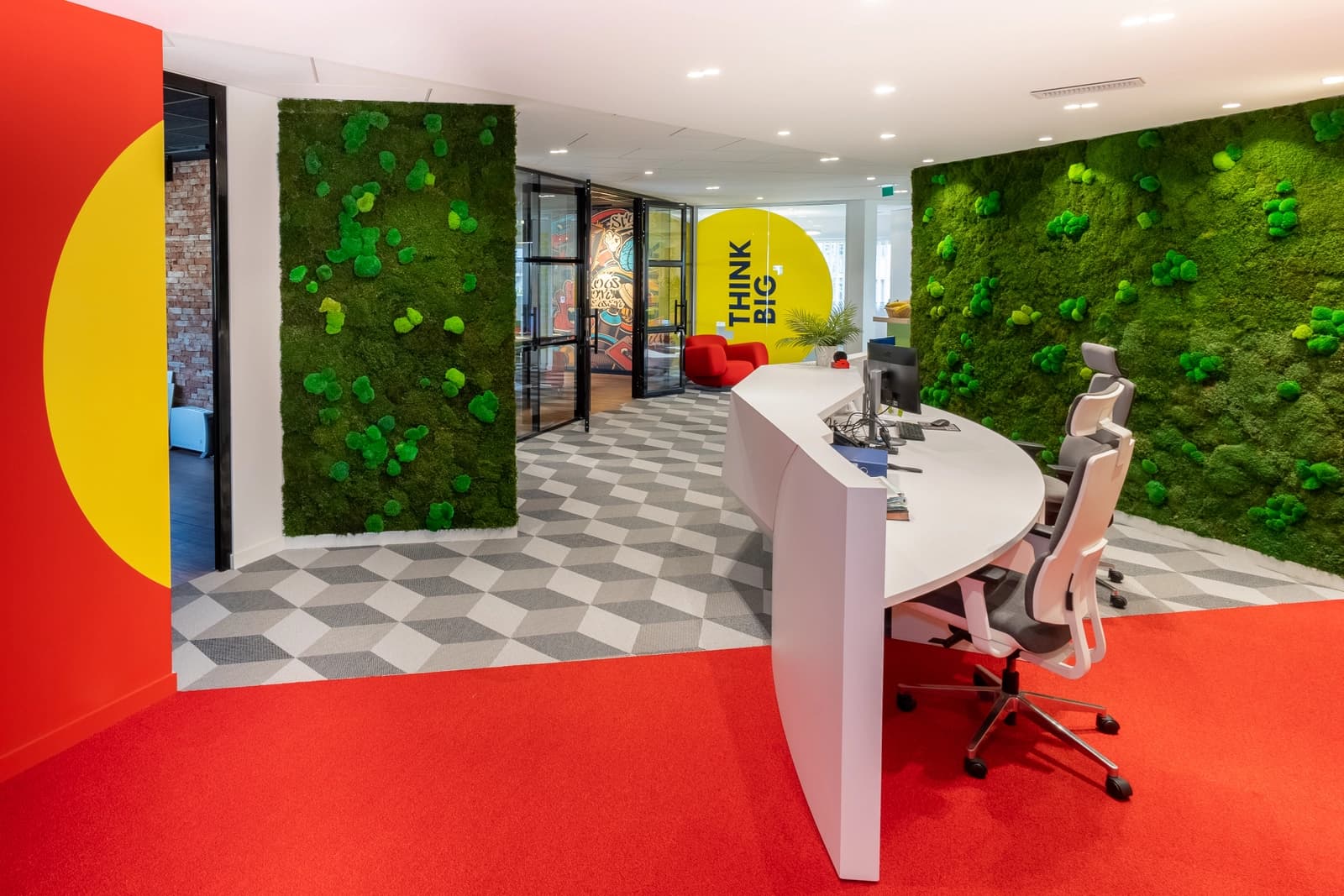 Space Incredible offices with lots of space! - 3