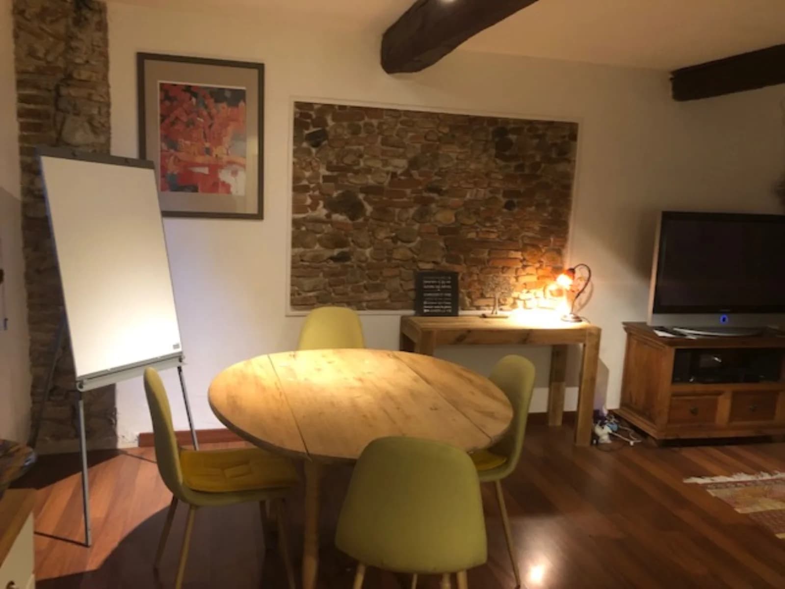 Salle de réunion dans Maison cosy, fonctionnelle et pleine de charme - 0