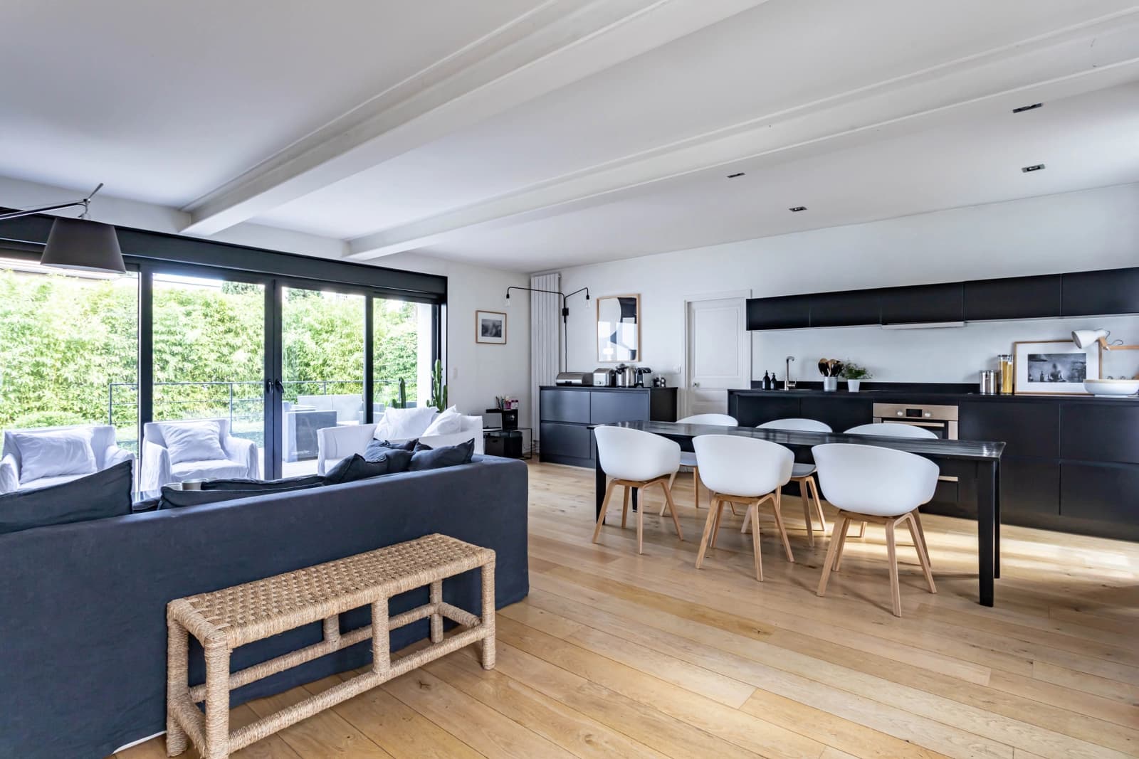 Meeting room in House on the banks of the Marne - 1