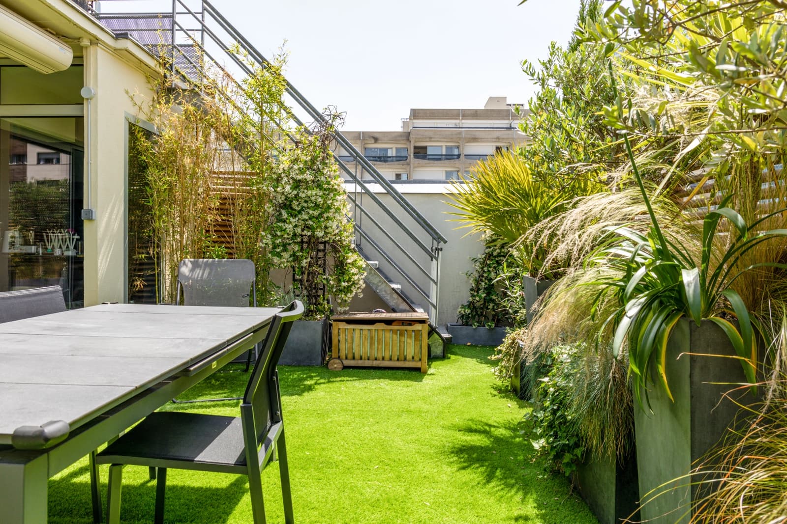 Salle de réunion dans Duplex avec terrasse et son rooftop privatif - 1
