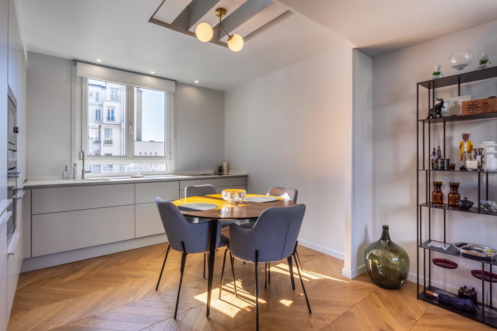 Salle de réunion dans Atelier d'artiste près de l'Étoile, un lieu inspirant - 1