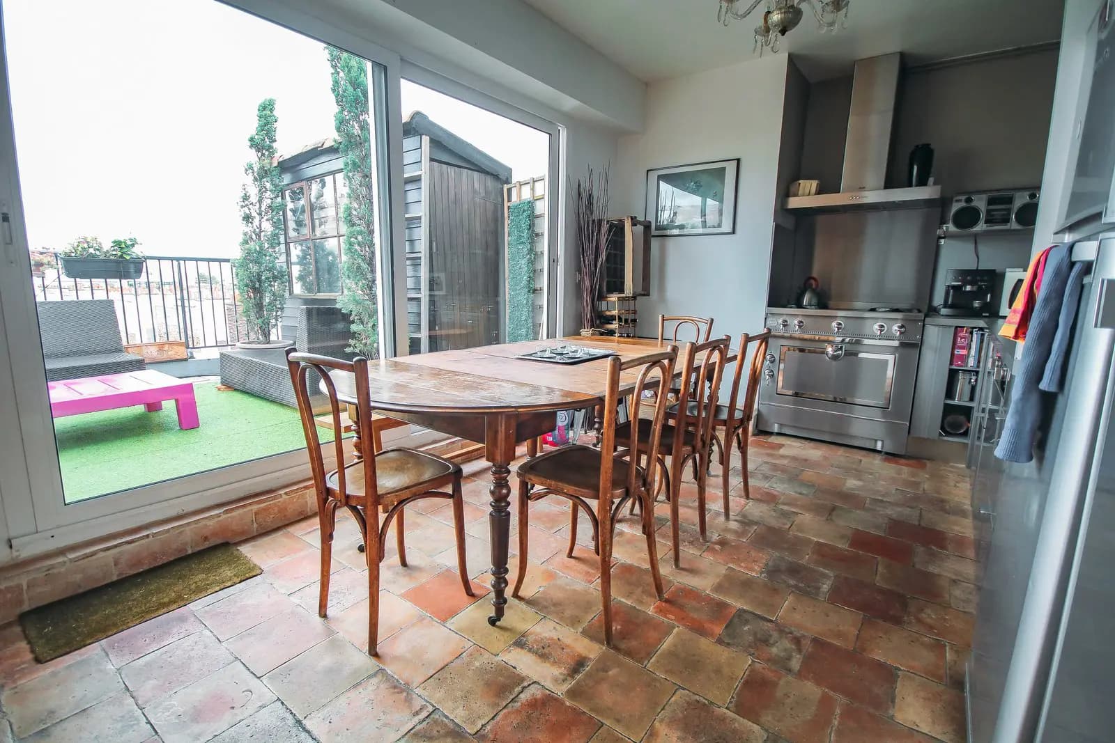 Salle de réunion dans L'Appartement Convention et sa belle terrasse privée - 0