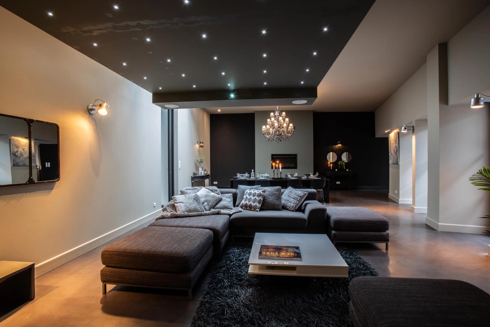 Living room in Loft with terraces, swimming pool, sauna - 0