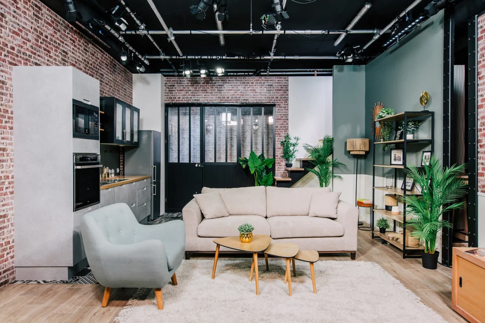 Space An urban loft, decorated and equipped - 2