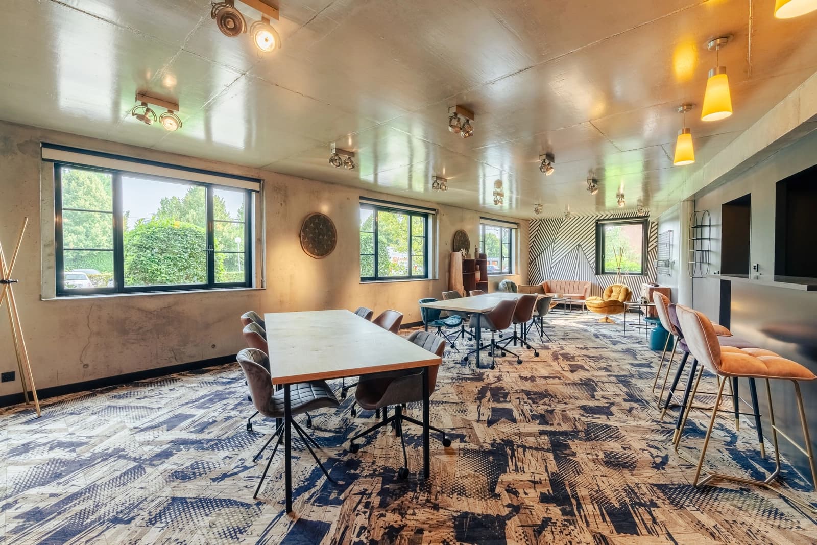 Space Modular, user-friendly workspace - 2