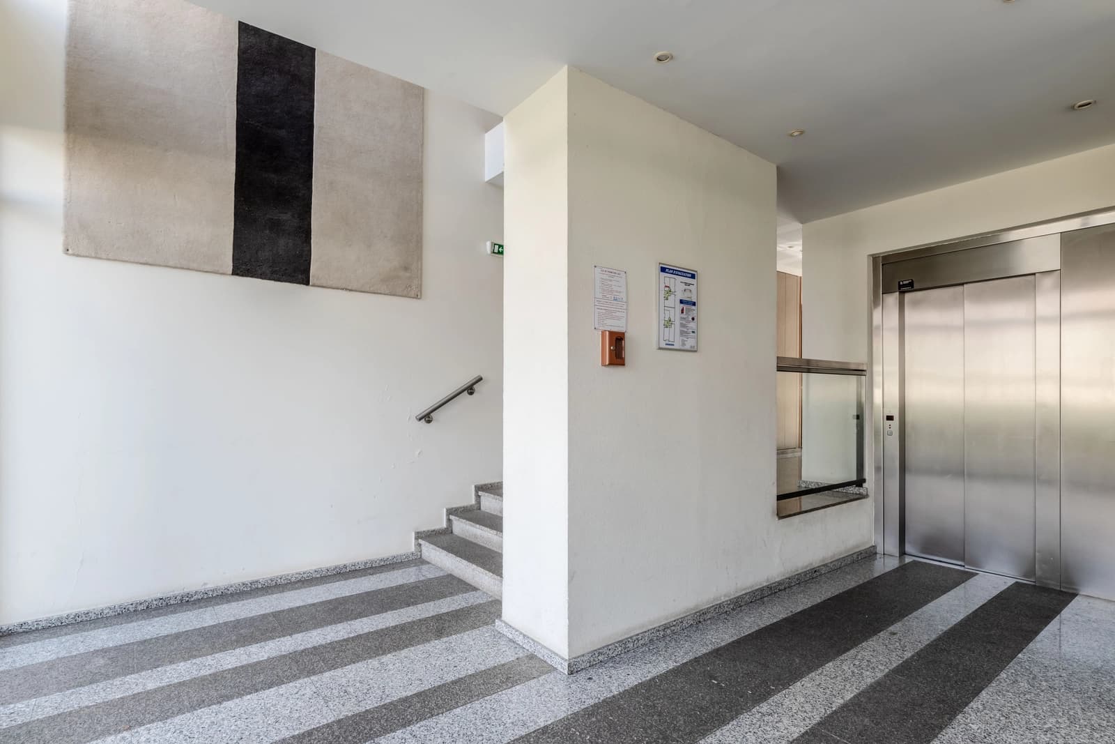 Space Apartment Lyon Part Dieu - 4
