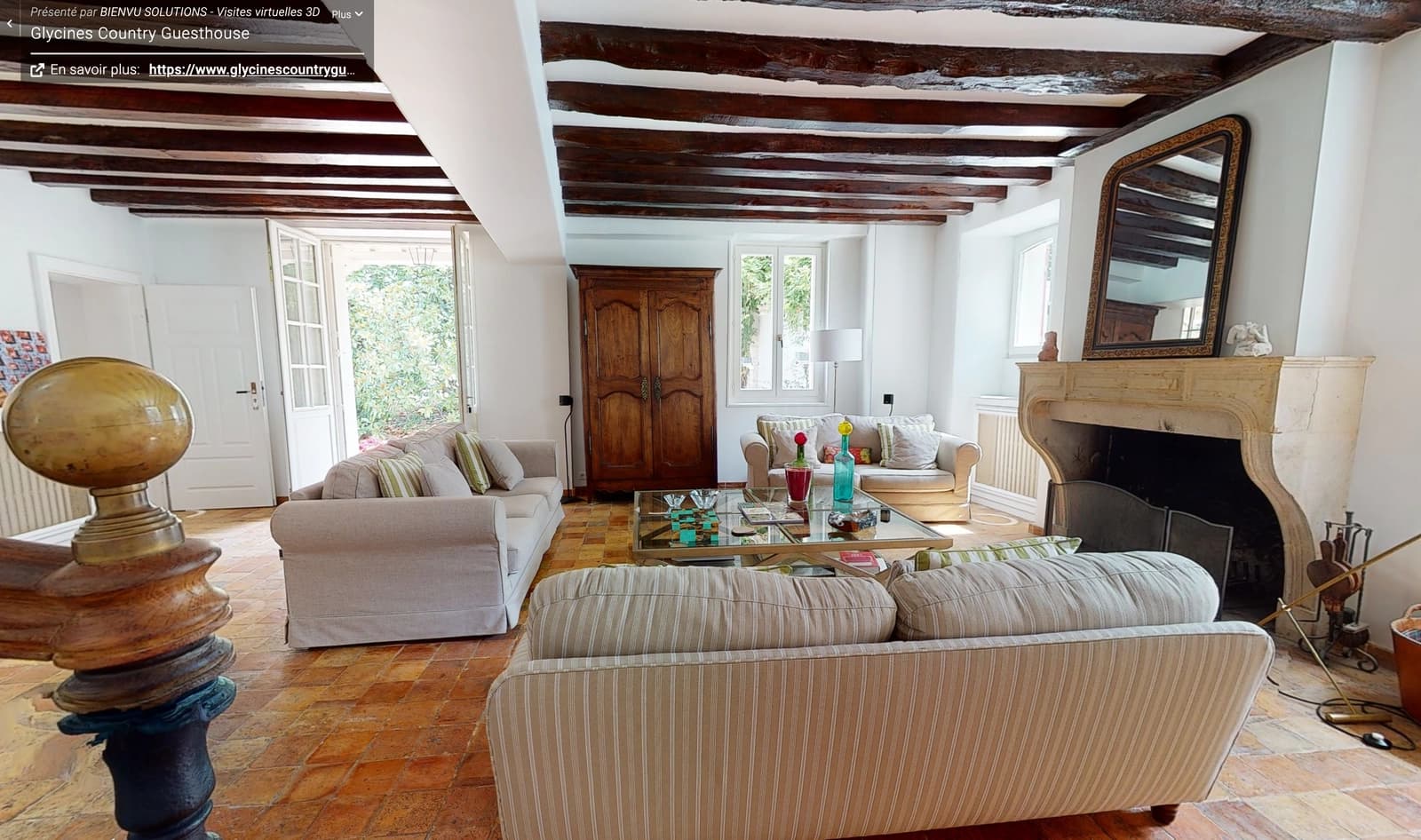 Living room in Charming space - 1
