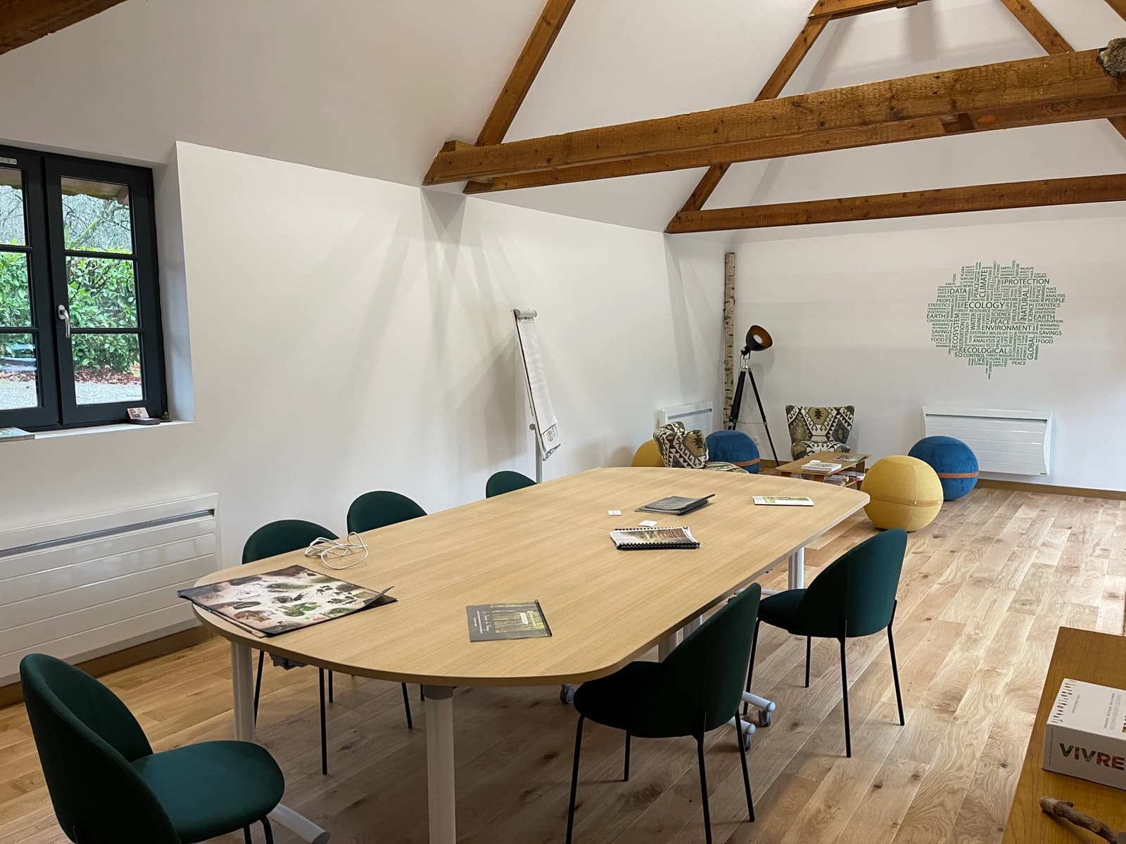Meeting room in A historic estate nestled in the woods - 0