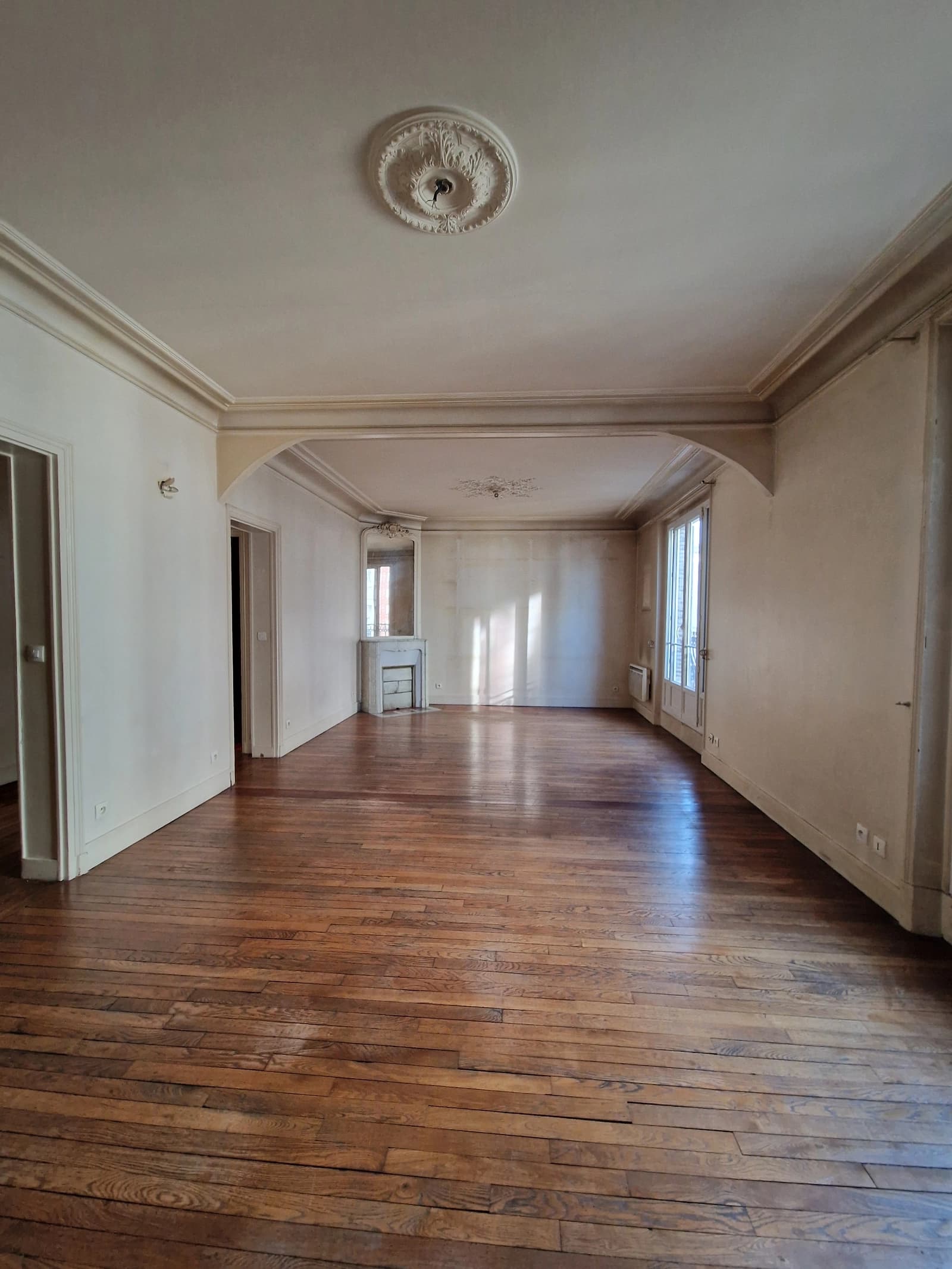 Espace Appartement dans son jus patiné - vintage - 0