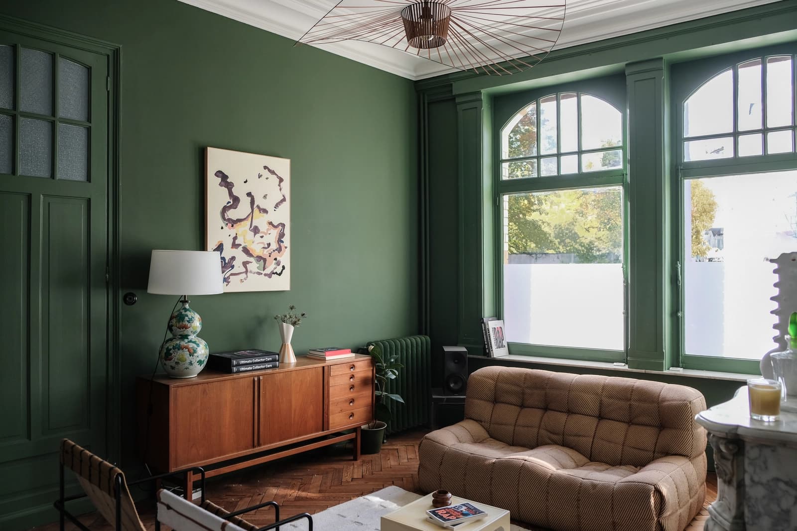 Space 1910 bourgeois house with old-world charm and contemporary decor. - 0