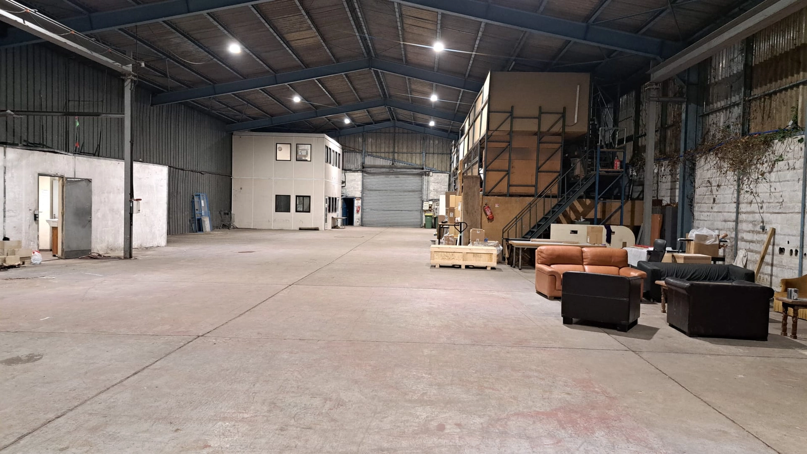 Space Storage facility in its original condition - 0