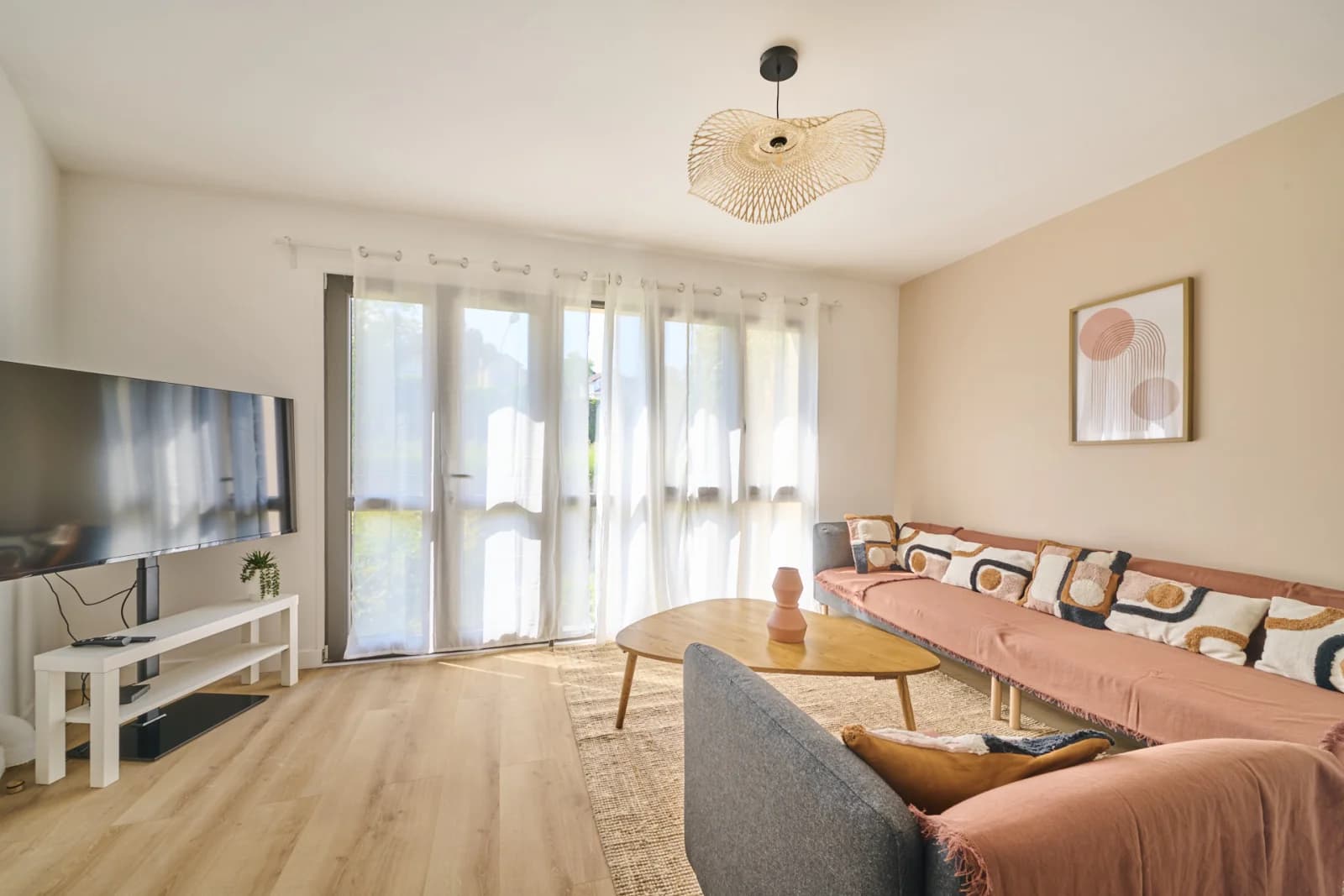 Space Pastel Colors House - 1