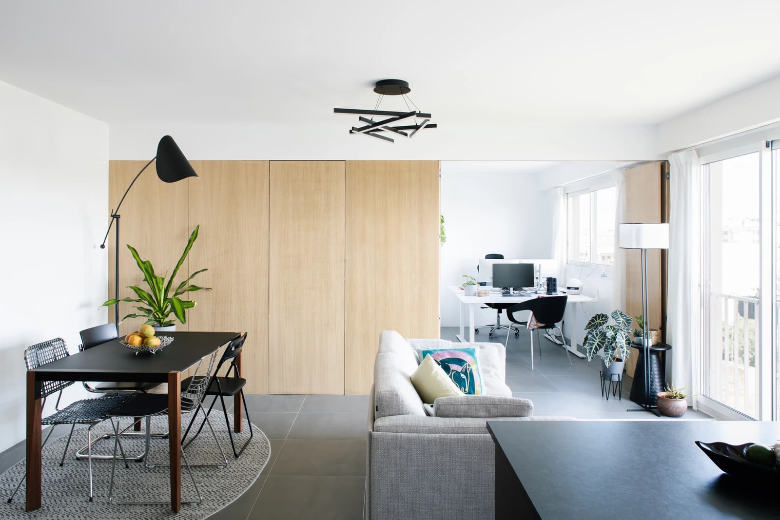 Space Bright modern apartment - 2