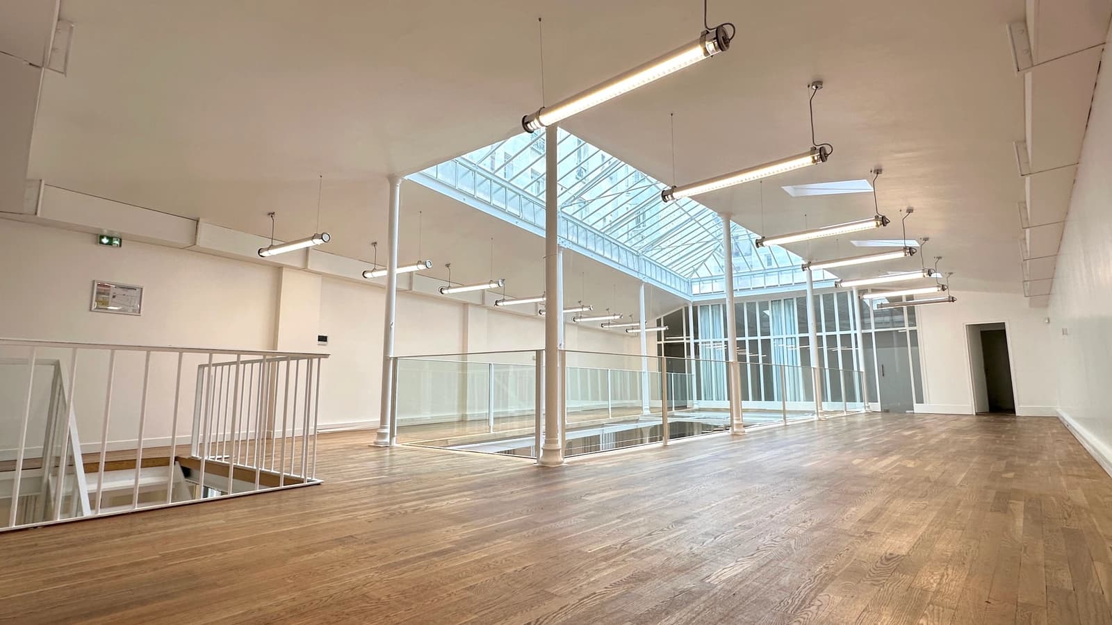 Espace Lieu Industriel avec Verrière Zénithale - 2