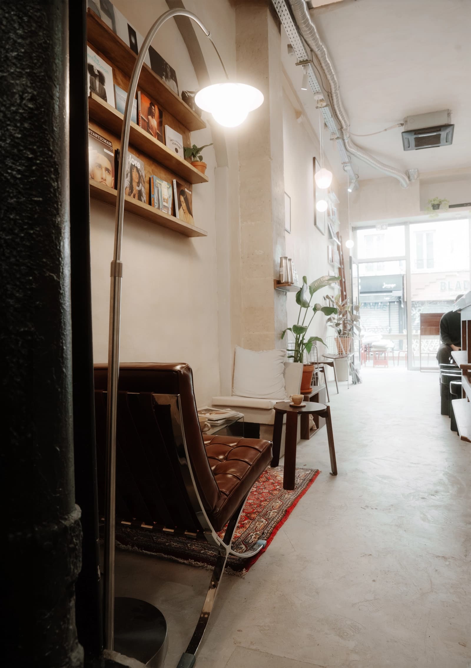 Espace Coffee shop industriel & moderne - 2