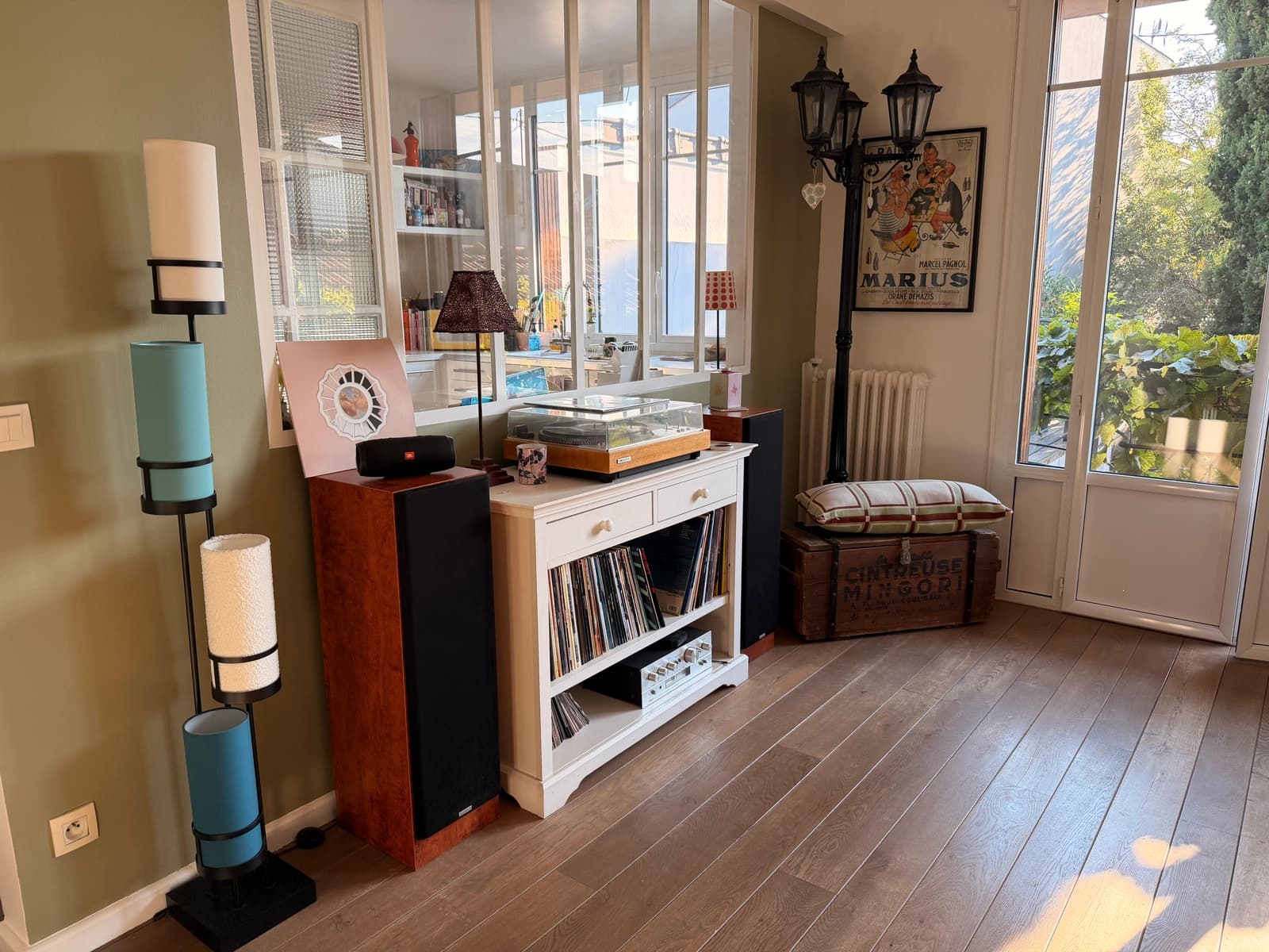 Space House of 250 m2 in a quiet setting, in a verdant haven on a 550 m2 plot, located at the gates of Paris with spa and sauna and just an 8-minute walk from the metro. - 5