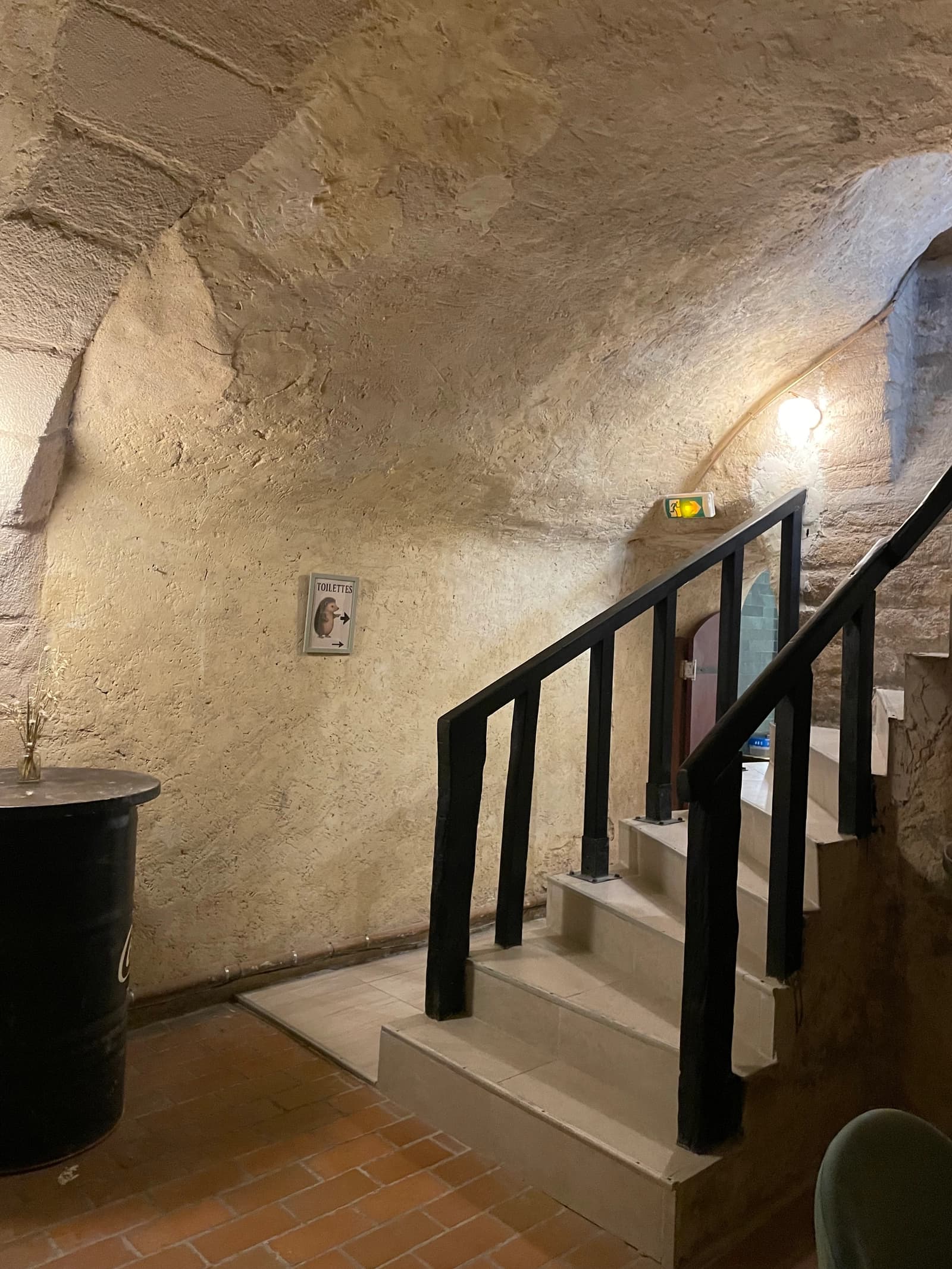 Space Cozy and authentic cafe, a stone's throw from the Pantheon - 5
