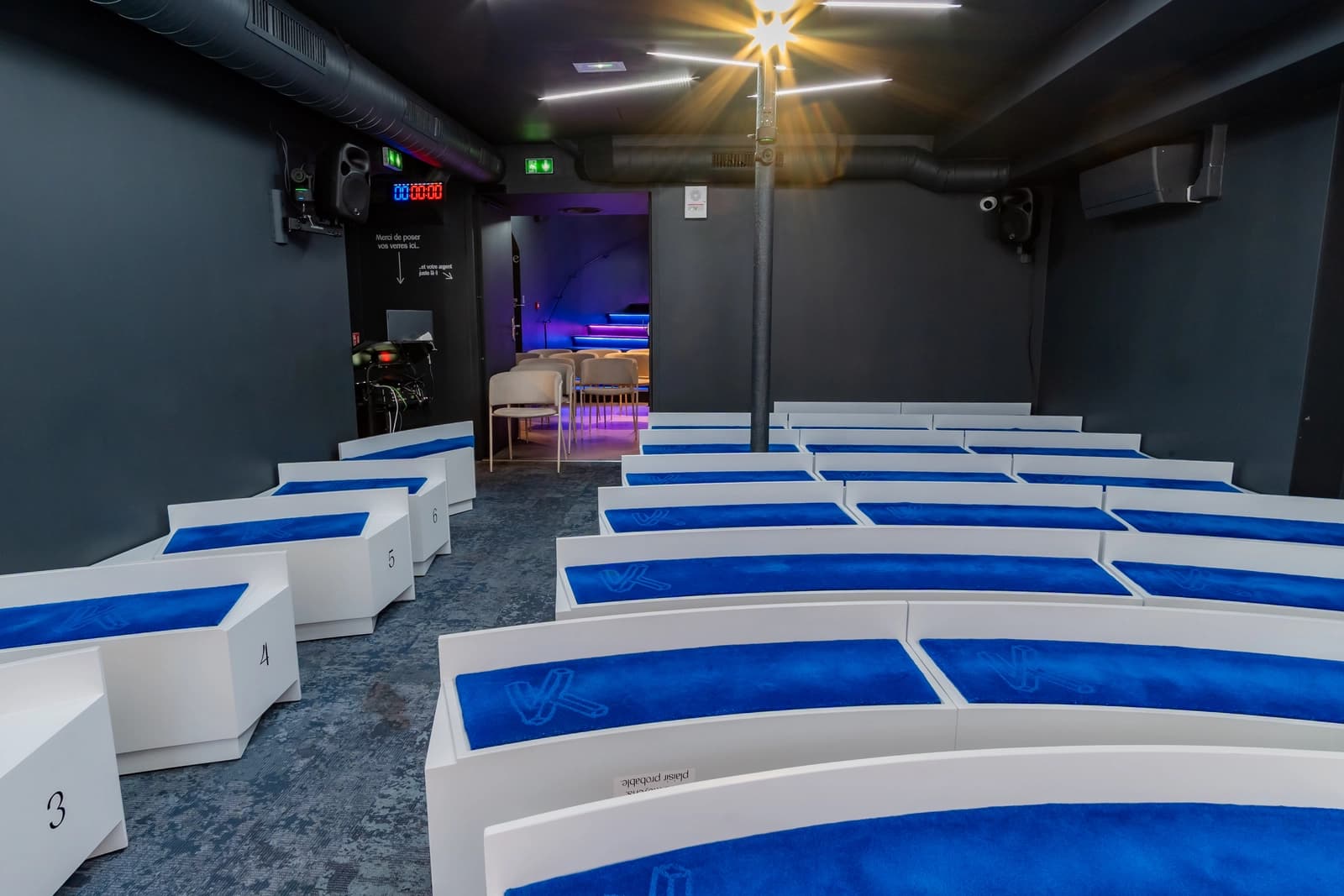 Space Comedy Club - Restaurant - 2