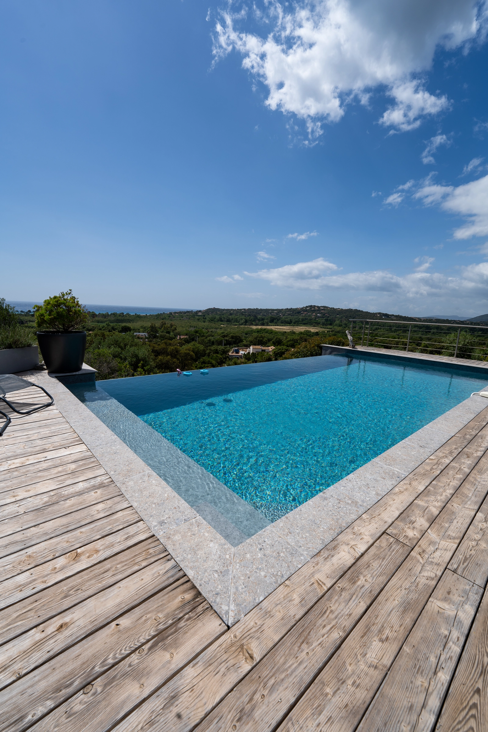 Space Infinity pool villa with sea and mountain views – Southern Corsica - 4