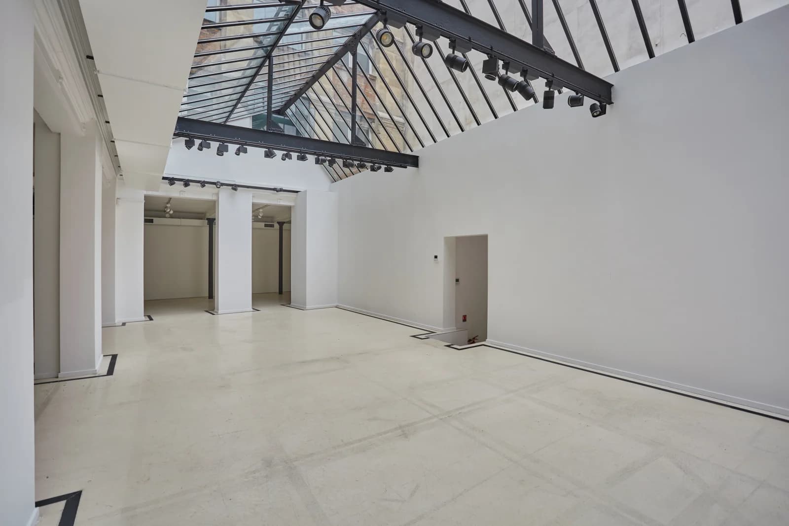 Space Espace Showroom Abbaye  - 1