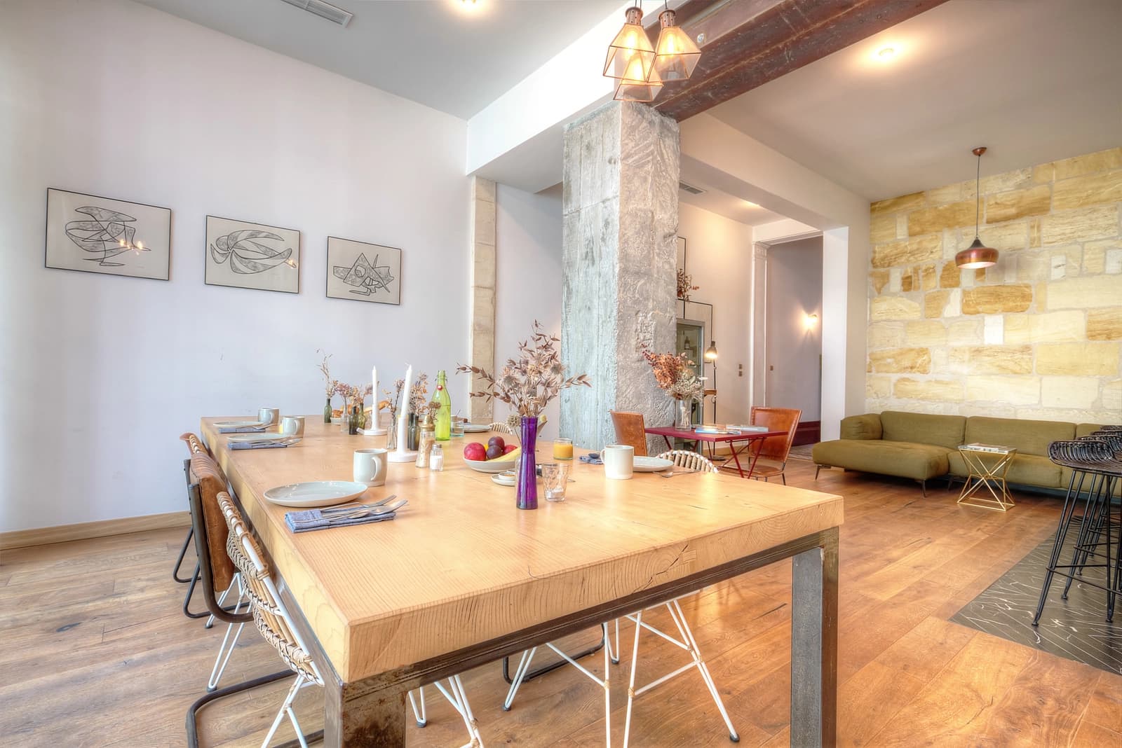 Meeting room in Large Bordeaux house - 1