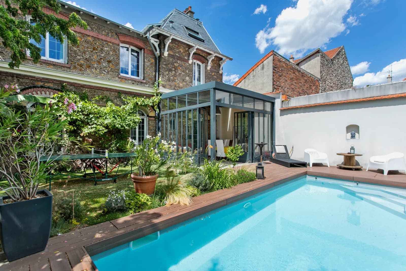 Salle de réunion dans Maison bourgeoise avec jardin et piscine chauffée - 1