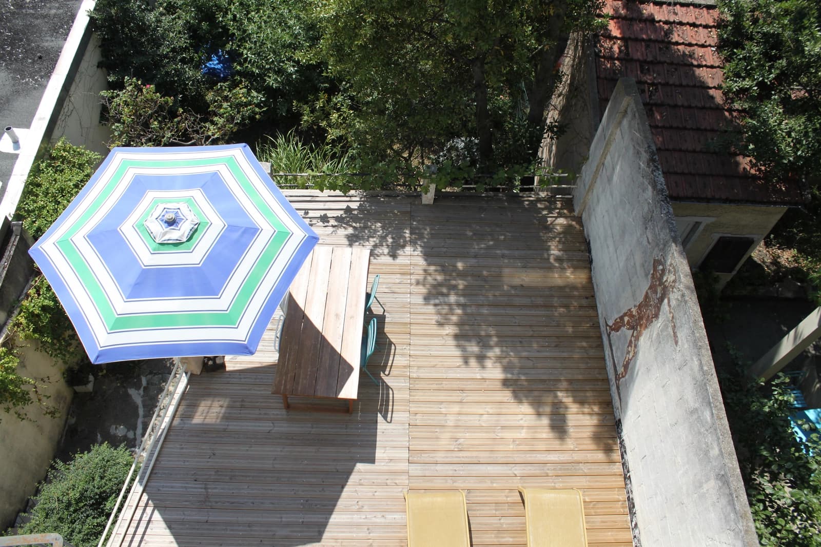 Espace Maison familiale 140 m² – jardin arboré, terrasse, garages – 5 min métro Galieni - 0