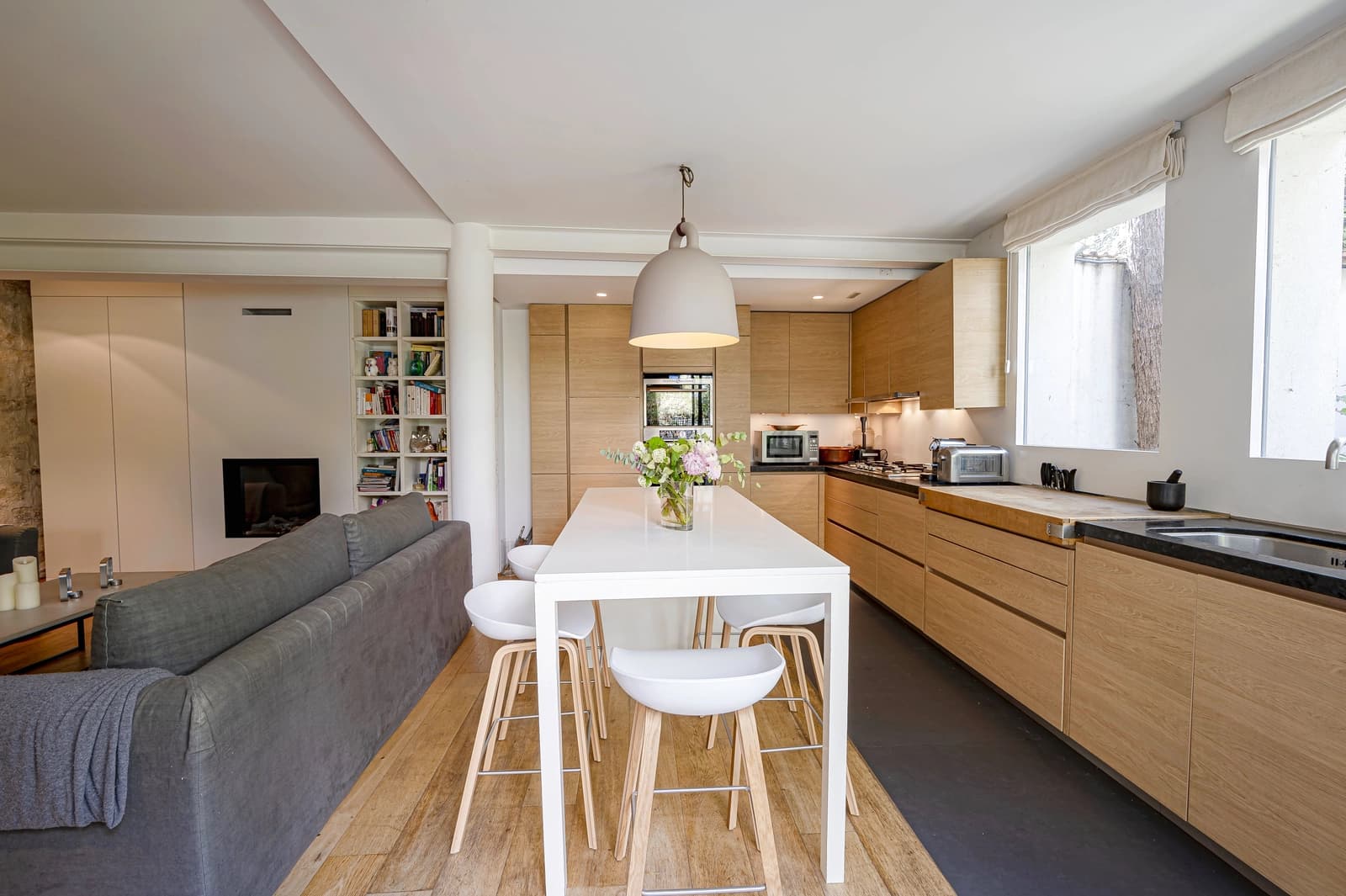 Espace Espace de charme donnant sur un jardin paisible - 5