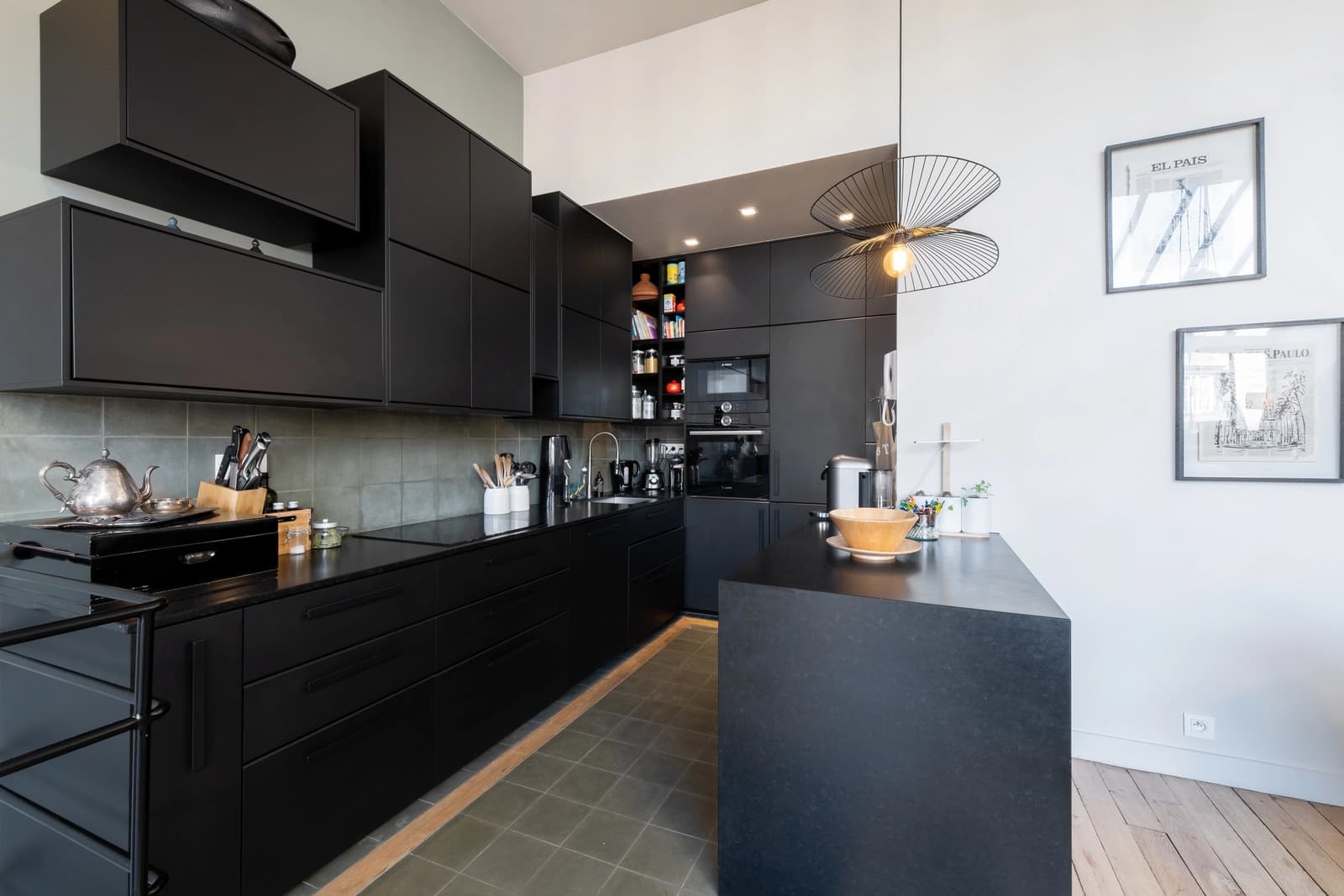 Cuisine dans Duplex sous verrière avec sa terrasse privative - 1