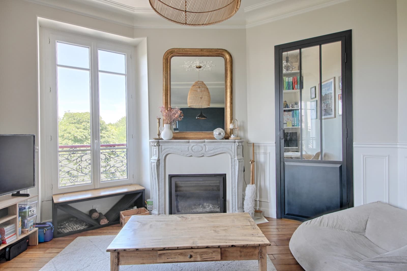 Space Unobstructed view of the Bois de Vincennes / bright ++ / functional fireplace - 0