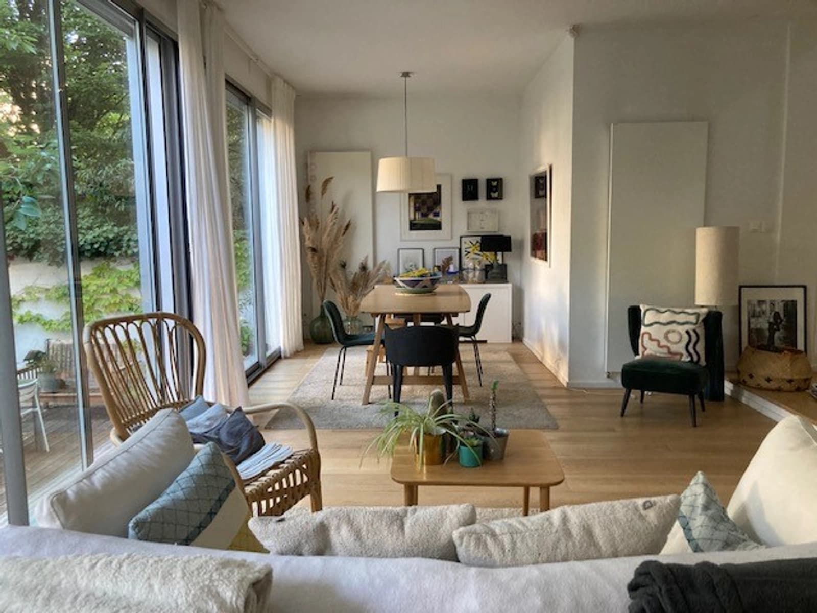 Living room in Contemporary architect-designed house + roof terrace - 1