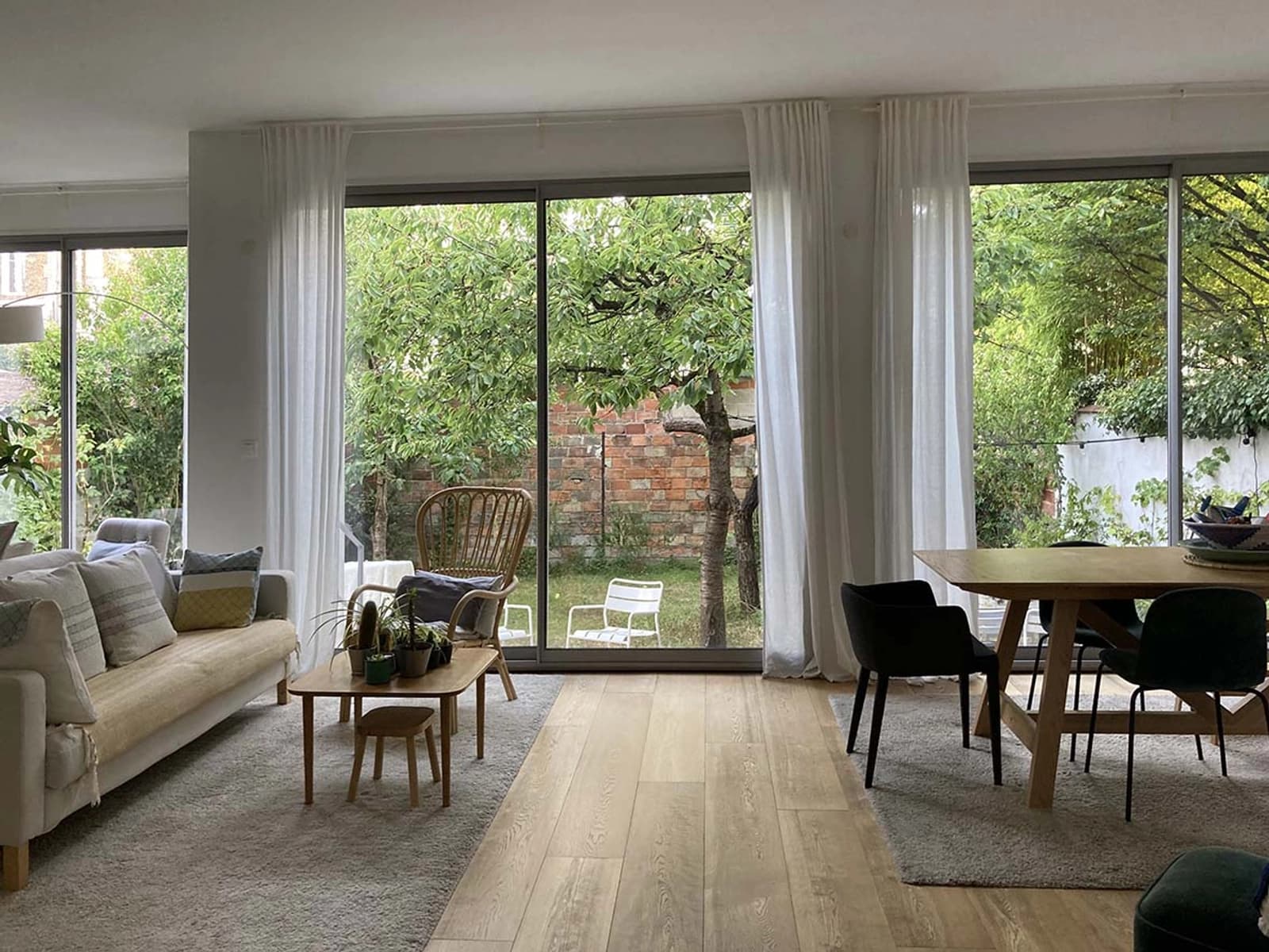 Meeting room in Contemporary architect-designed house + roof terrace - 0
