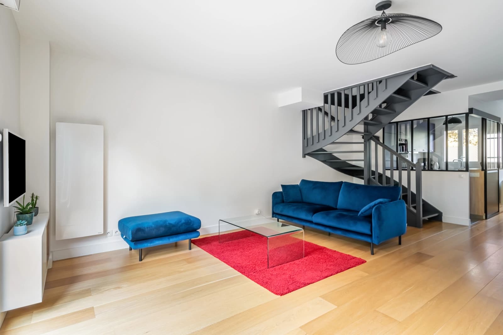 Space Large private lounge with garden - 1