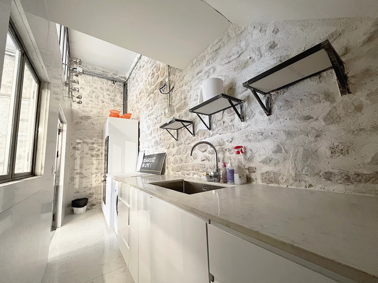 Kitchen in Industrial site for rent - 1