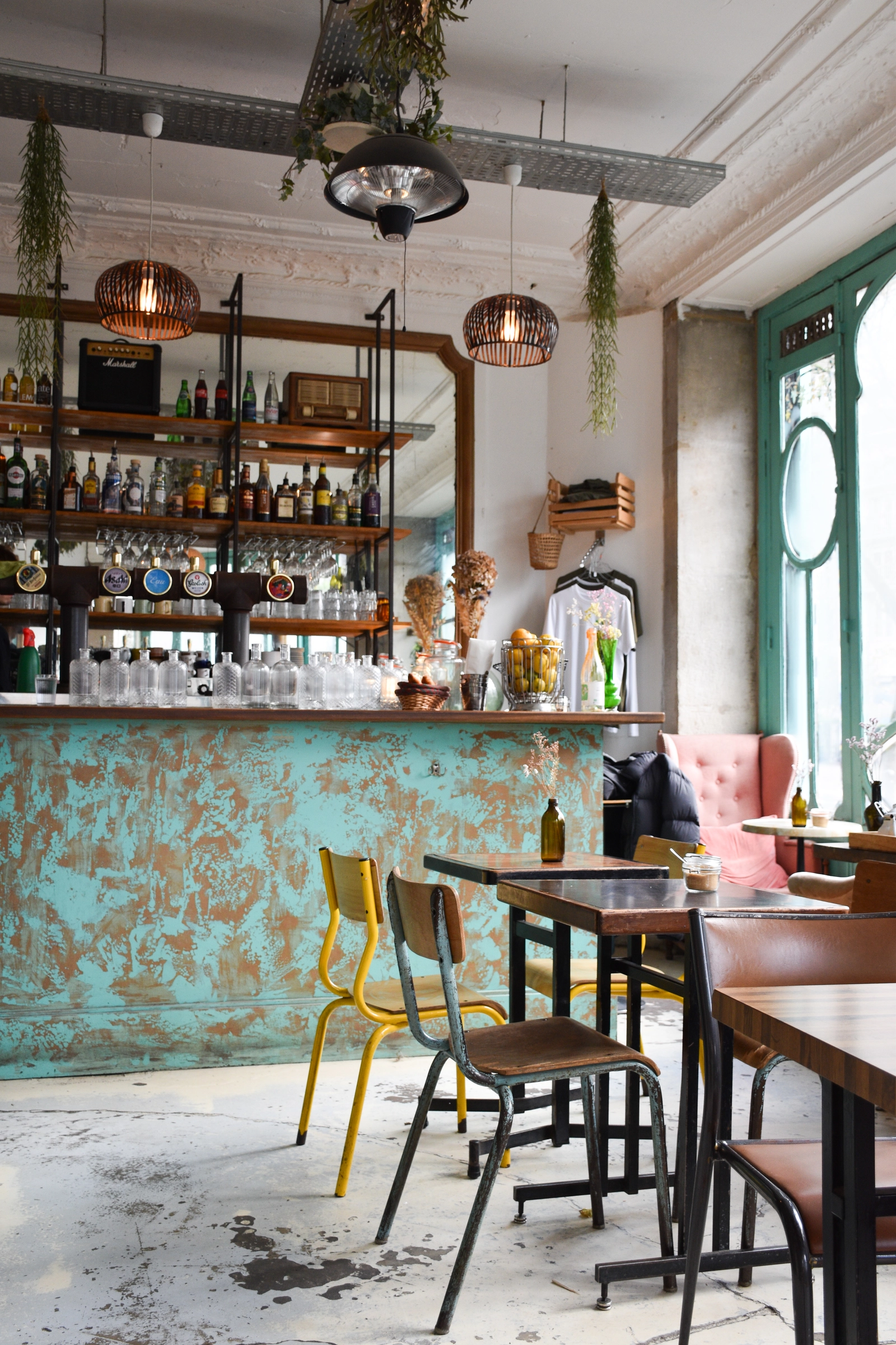 Space Restaurant Art Nouveau Vintage Style - 3