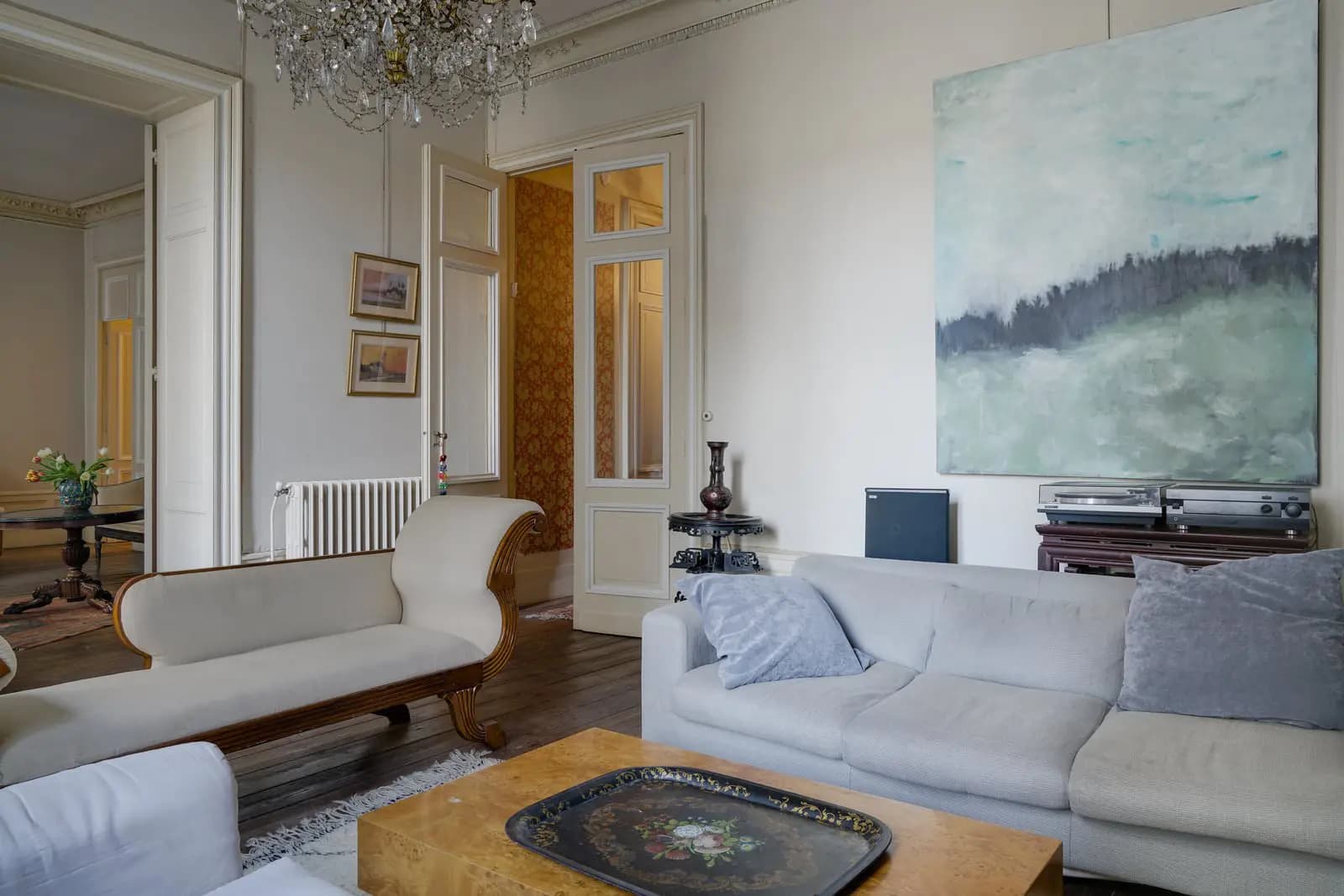 Living room in The Steinway lounges of a beautiful town house - 1
