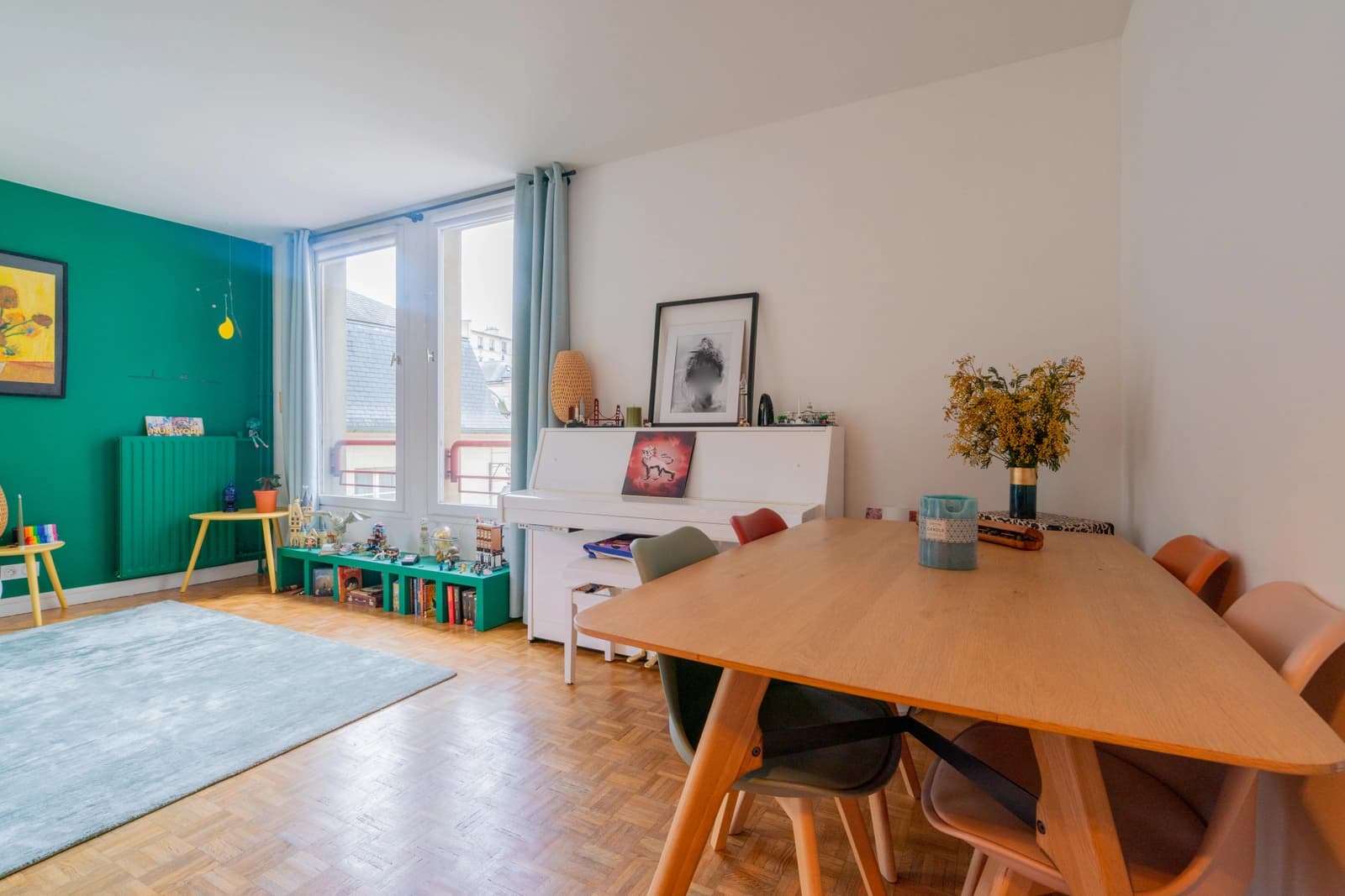 Meeting room in Beautiful, bright salon in the heart of the Marais - 1