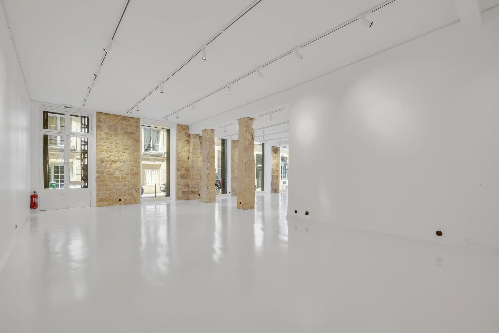 Espace Une Galerie-Boutique au coeur du Marais - 4