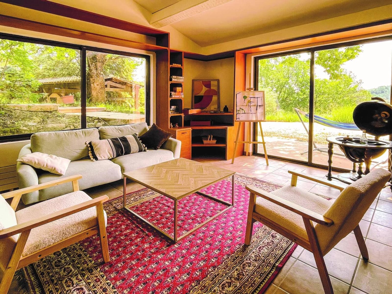Sala en Un entorno verde provenzal y su piscina olímpica - 1