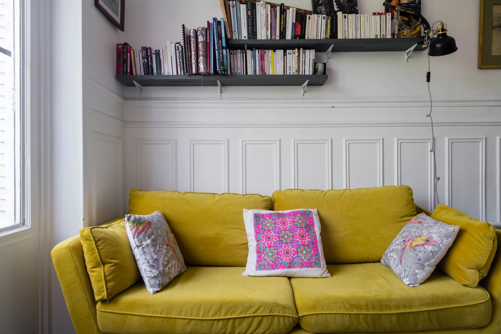 Espace Appartement décoré avec goût et son balcon ensoleillé - 4