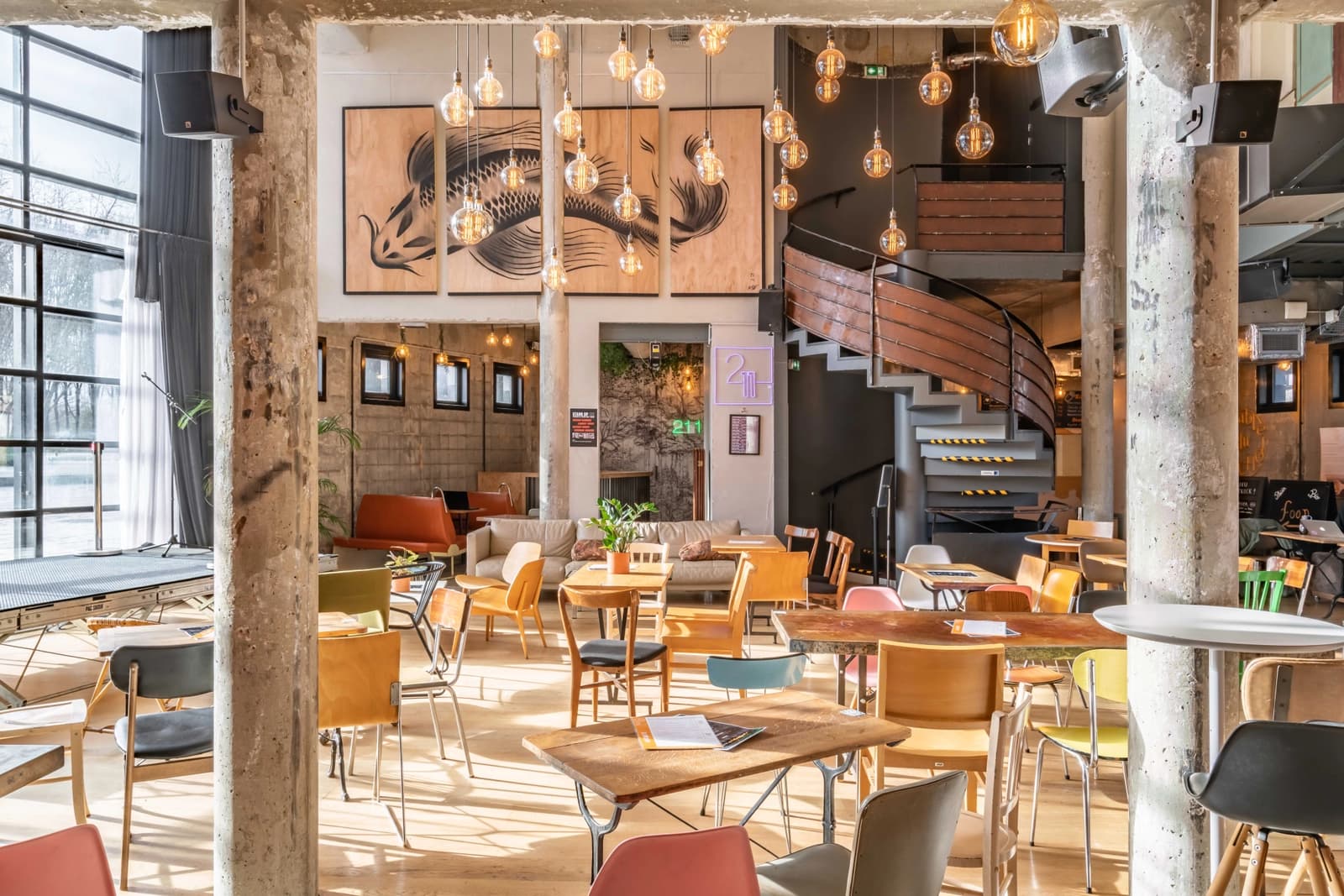 Space Flexible venue - large terraces overlooking the Canal - 5