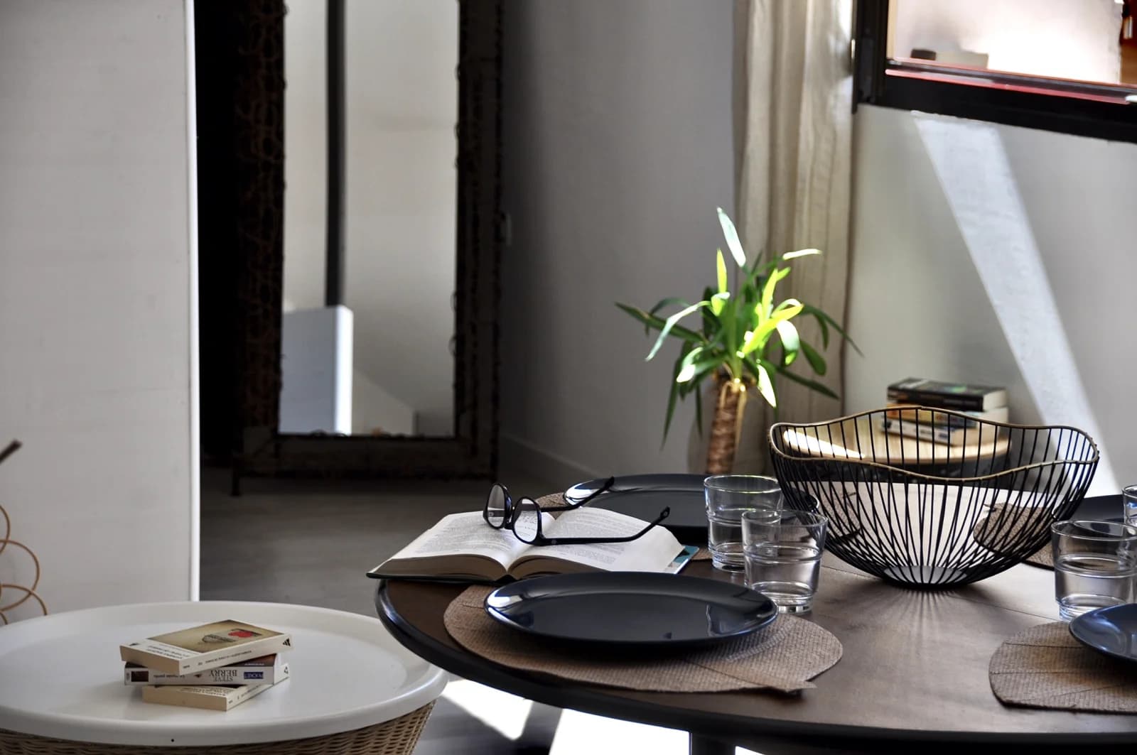 Comedor en Encantador apartamento idealmente ubicado en el centro de la ciudad. - 1