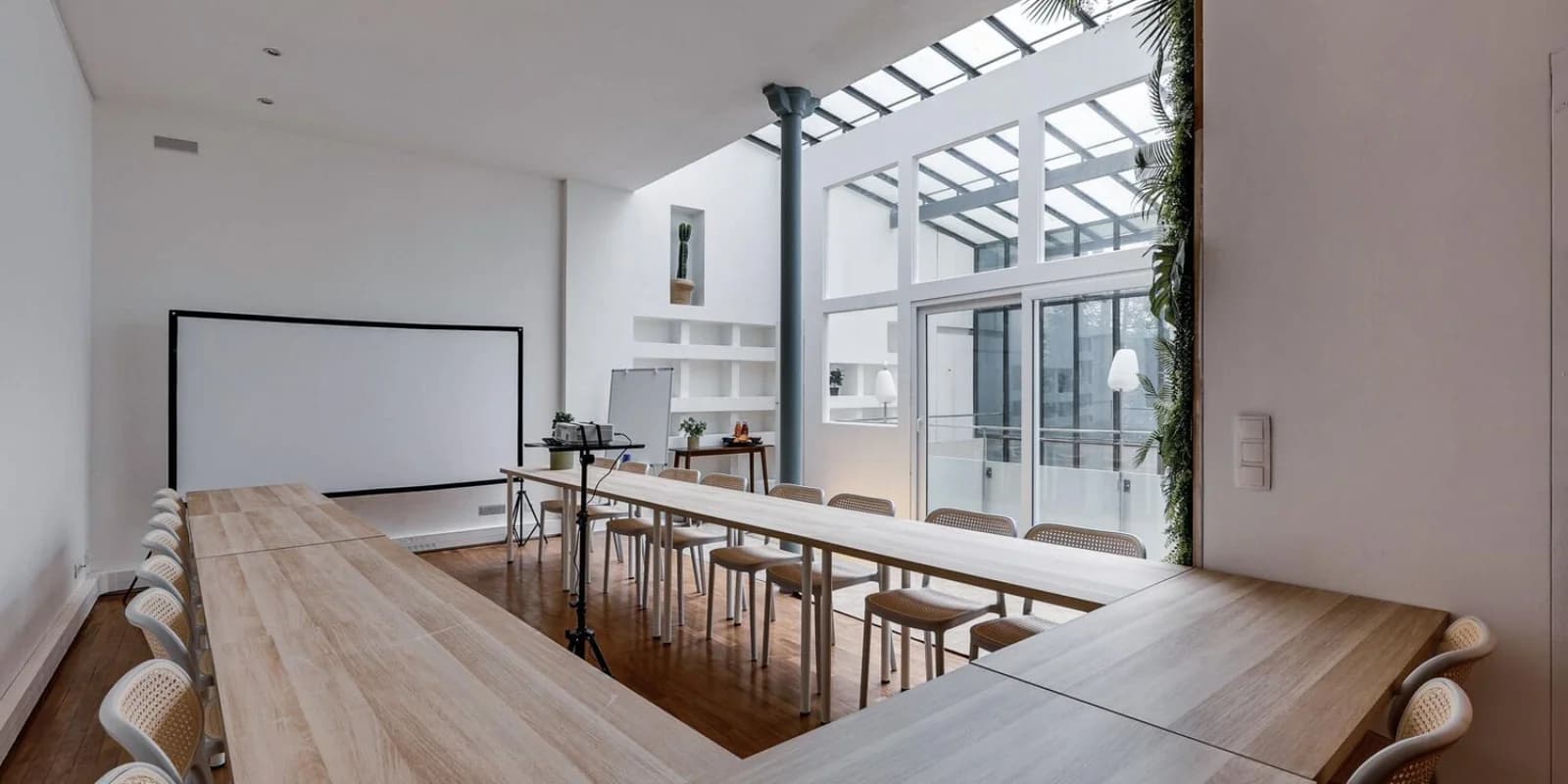 Espace Bel espace sous verrière - 2