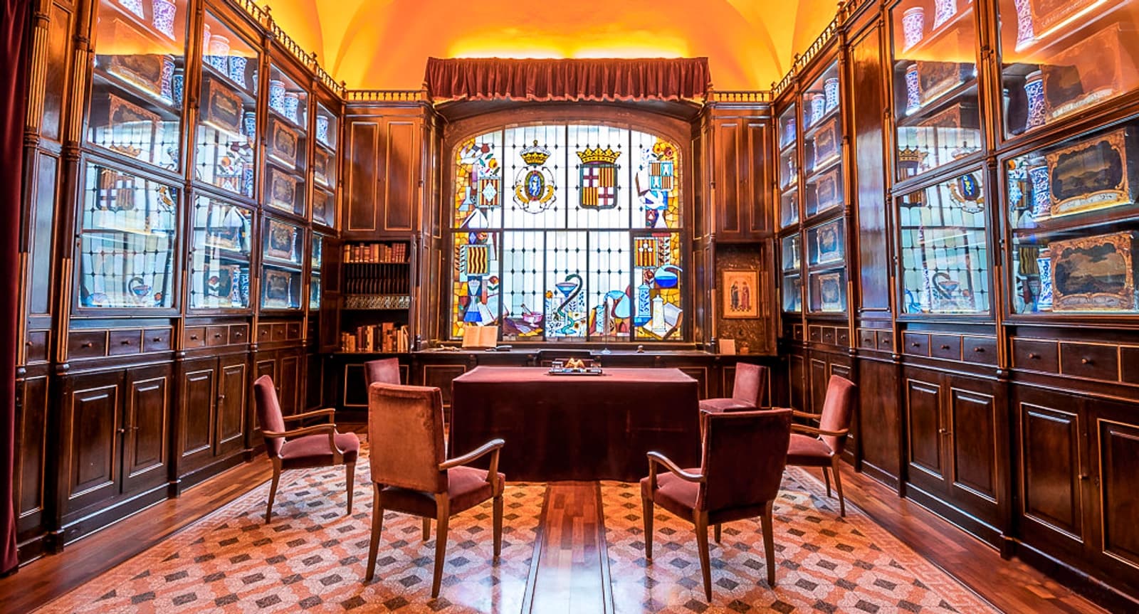 Espacio Real Academia de Farmacia de Barcelona - 0